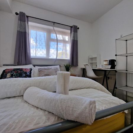 Nice Living Serviced Accommodations 4 코번트리 외부 사진
